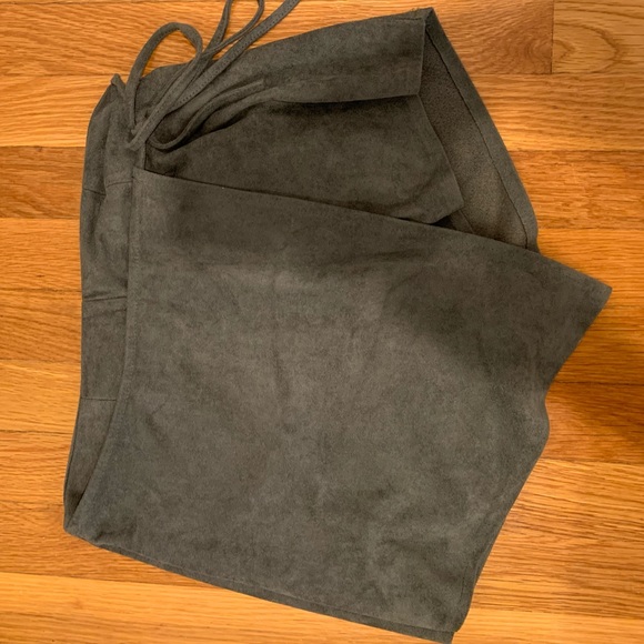 LF Dresses & Skirts - LF Suede Skort
